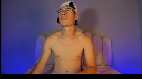 Santiago online show from April 15, 3:06 am