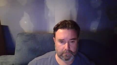 lecheare28 online show from March 22, 6:46 pm