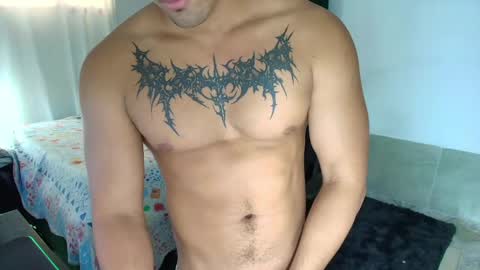  Lei  online show from April 15, 7:58 pm