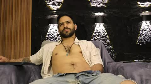 Leo  Diaz online show from June 1, 12:00 am