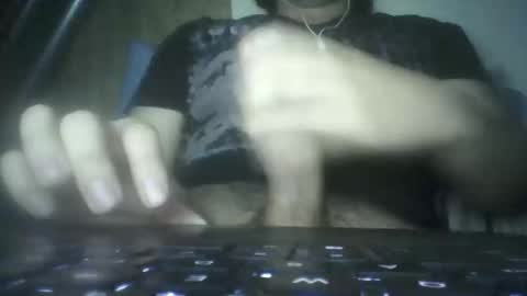 leoonel_95 online show from May 6, 5:41 am