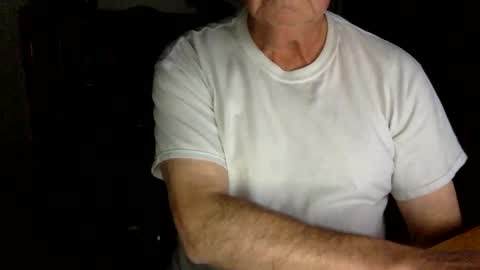 letscum2gether0 online show from November 26, 2:47 am