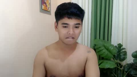 liam_anthonyxx online show from November 6, 3:04 pm