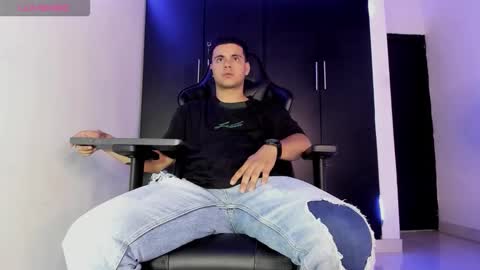 Liam online show from March 23, 2:39 am