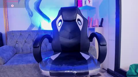 LiamDeep online show from March 11, 2:07 am