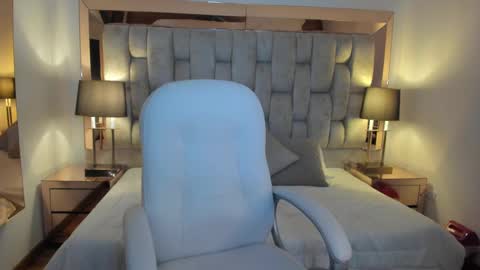 liamstronge_ online show from March 2, 4:07 am