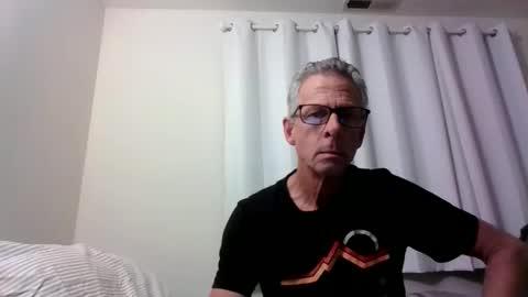 lickerboy721367 online show from March 2, 4:34 am