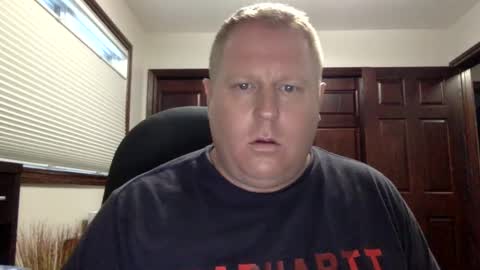 lkn4fun32 online show from December 18, 10:46 pm