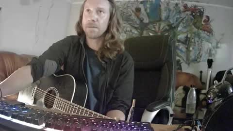 lkonig504475 online show from October 9, 3:28 pm