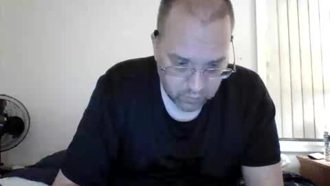Lonely Man online show from June 5, 7:58 am