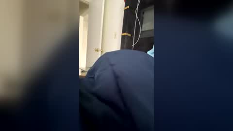 longcock22327 online show from July 11, 2:41 pm