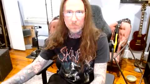 longhair online show from June 11, 2:22 am