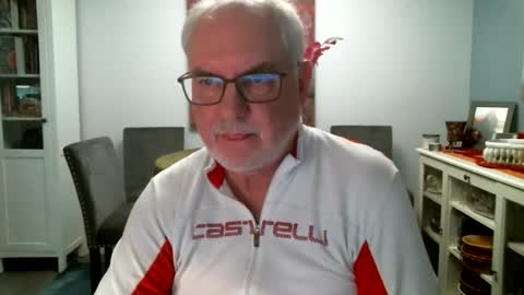 loop102 online show from April 22, 1:23 am