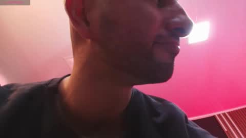  L O R E N Z O  Thumbs Up help  online show from March 23, 5:08 pm