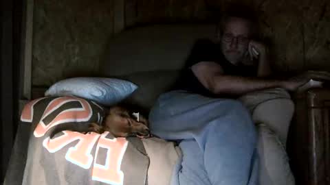 just here to have fun and cum online show from November 4, 2:45 am