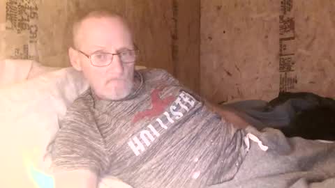 just here to have fun and cum online show from December 4, 11:39 am