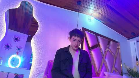 Luca online show from February 18, 4:10 am