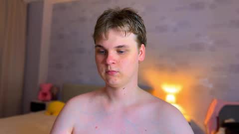 Lucas Gill online show from April 9, 6:58 pm