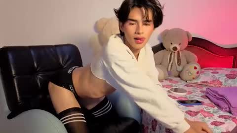 Luna Stanford online show from May 14, 3:59 am