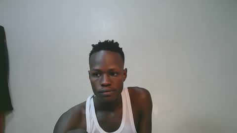 luoislove online show from March 4, 8:32 am