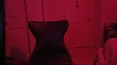 Luv2tokNstrok online show from November 7, 9:12 am