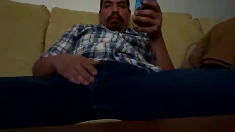 luvmeatylips2 online show from April 5, 10:56 am