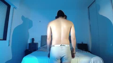 luxanee online show from October 1, 6:45 pm