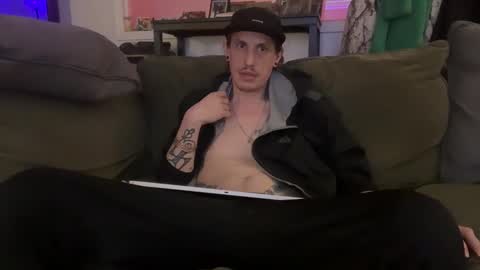 lwooda online show from February 13, 9:47 am