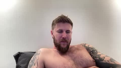 mac_drew online show from April 1, 3:41 am