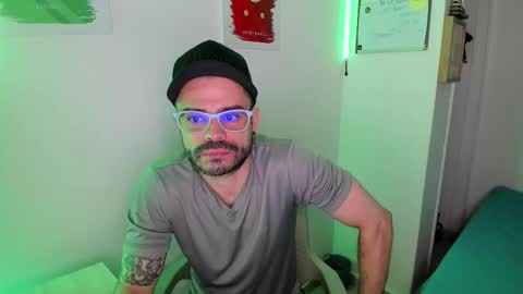     online show from March 20, 10:35 pm