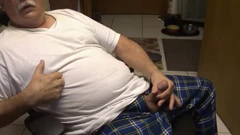 majormike34 online show from March 4, 12:34 pm