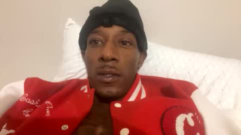 makeersquirthard online show from February 28, 9:08 am