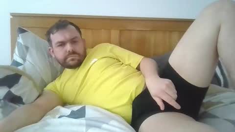 malecamslave18 online show from February 10, 9:36 am