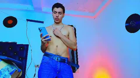 Marcus hanks1 online show from June 27, 2:03 am