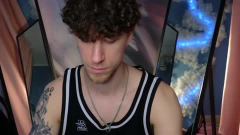 mark_caron online show from April 10, 9:11 pm