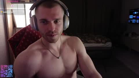 Mark online show from April 5, 9:22 pm