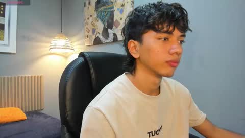 markbowie online show from March 5, 2:02 pm