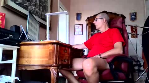 markmarkmark00 online show from May 31, 2:38 pm