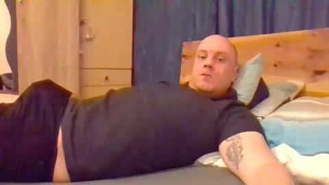 markus_7 online show from May 5, 6:41 pm