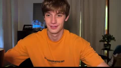 Mason online show from June 18, 2:11 pm