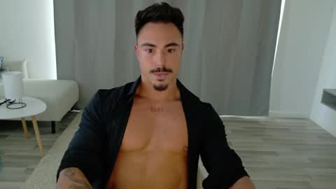 master_lukass online show from May 11, 4:04 pm
