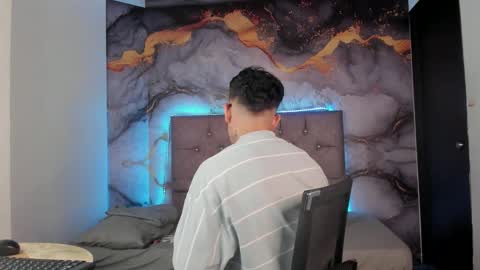 Mateo online show from February 14, 3:23 am