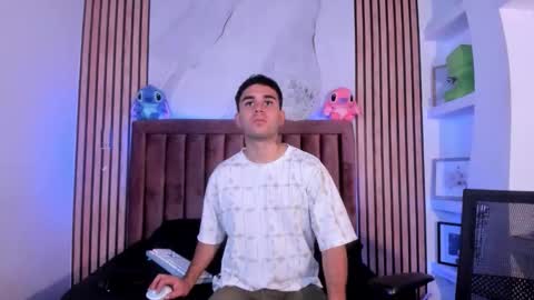 Mateo online show from February 9, 12:10 pm