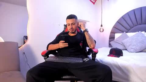 Matthew online show from March 25, 4:27 am