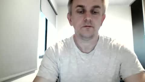 matureontheedge online show from June 9, 5:36 pm