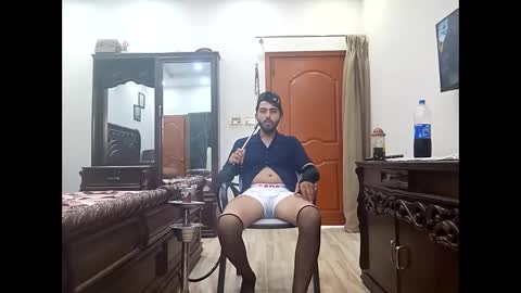 max_crushal online show from May 15, 10:12 am