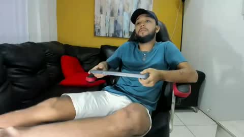 max_sexyhot26 online show from January 15, 2:38 am