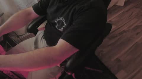 maxcamlove online show from June 13, 11:19 am