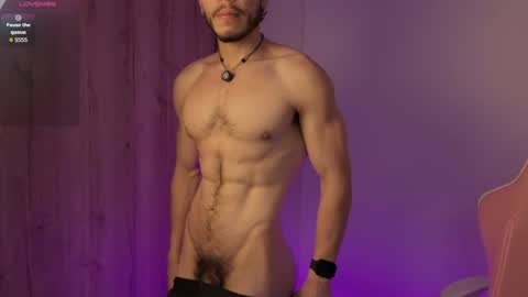 Mikael online show from April 2, 9:39 am