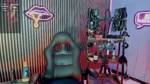MAXIMO online show from July 14, 3:11 am